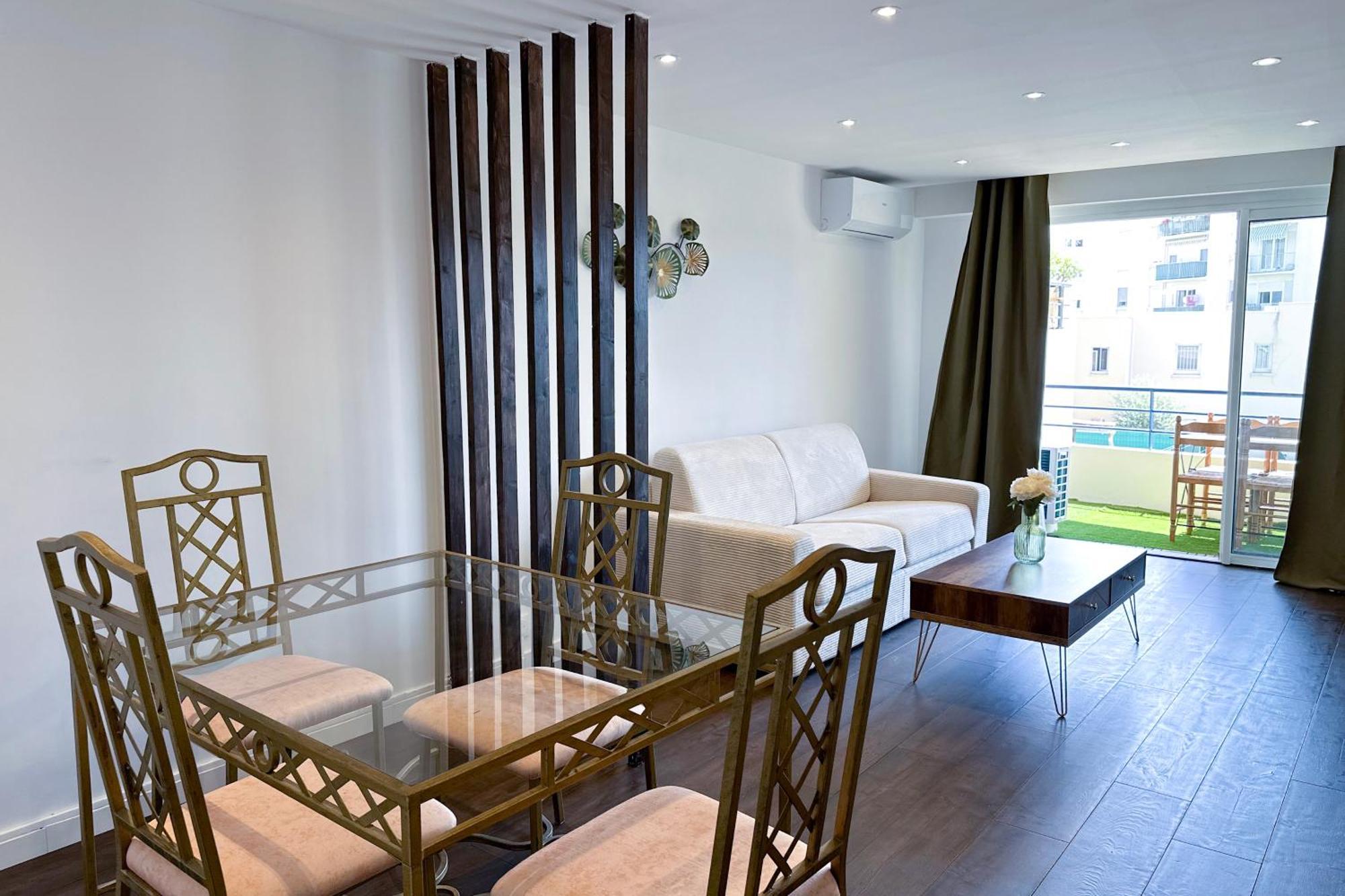 Poincare 4 - Lumineux, Renove, Central Et Calme A Juan Les Pins Antibes Buitenkant foto